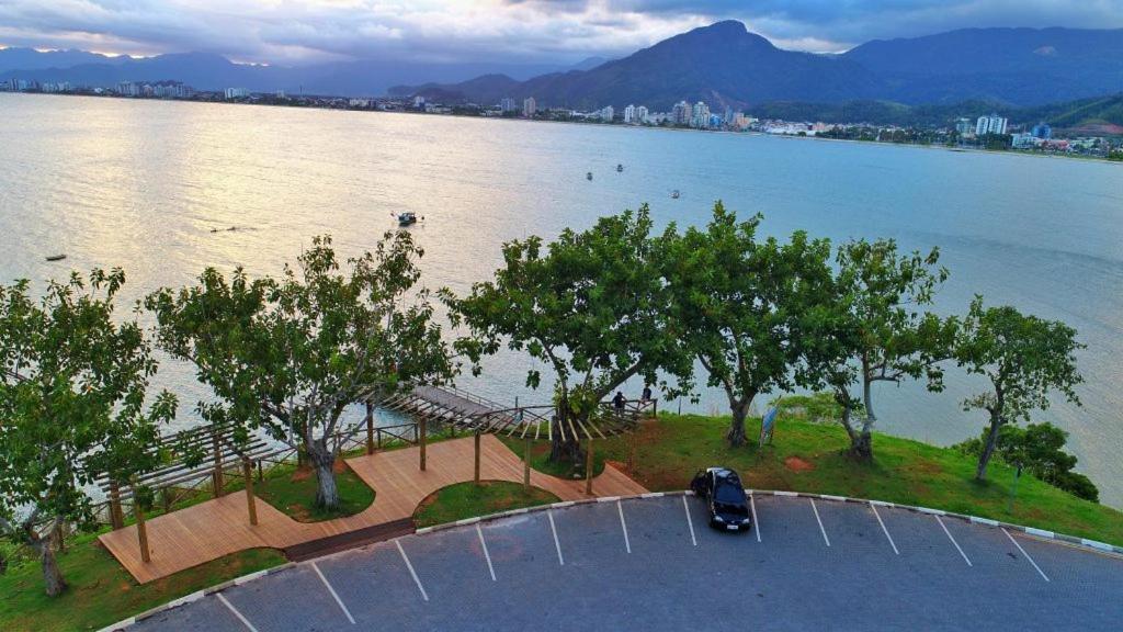Apto Lindo E Aconchegante Com Piscina 202A Caraguatatuba Ngoại thất bức ảnh